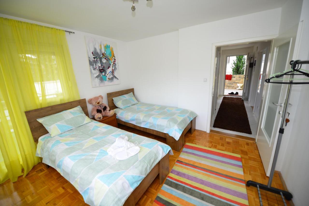 Apartment Mirela サラエヴォ エクステリア 写真